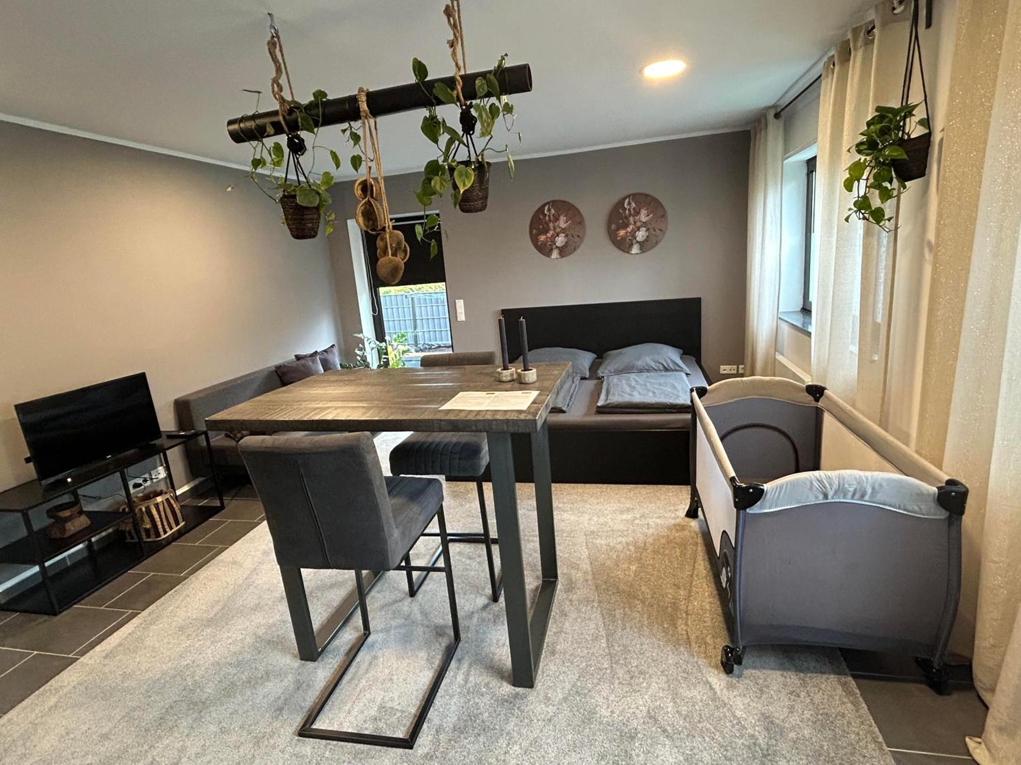 Cosy Bungalow-Apartment In Ruhiger Toplage - Naehe Duesseldorf Krefeld Extérieur photo